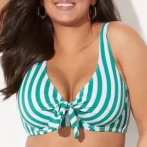 NWT Gabifresh Cargo Underwire
Stripe Size 10 D/DD Cup Bikini Swim Top